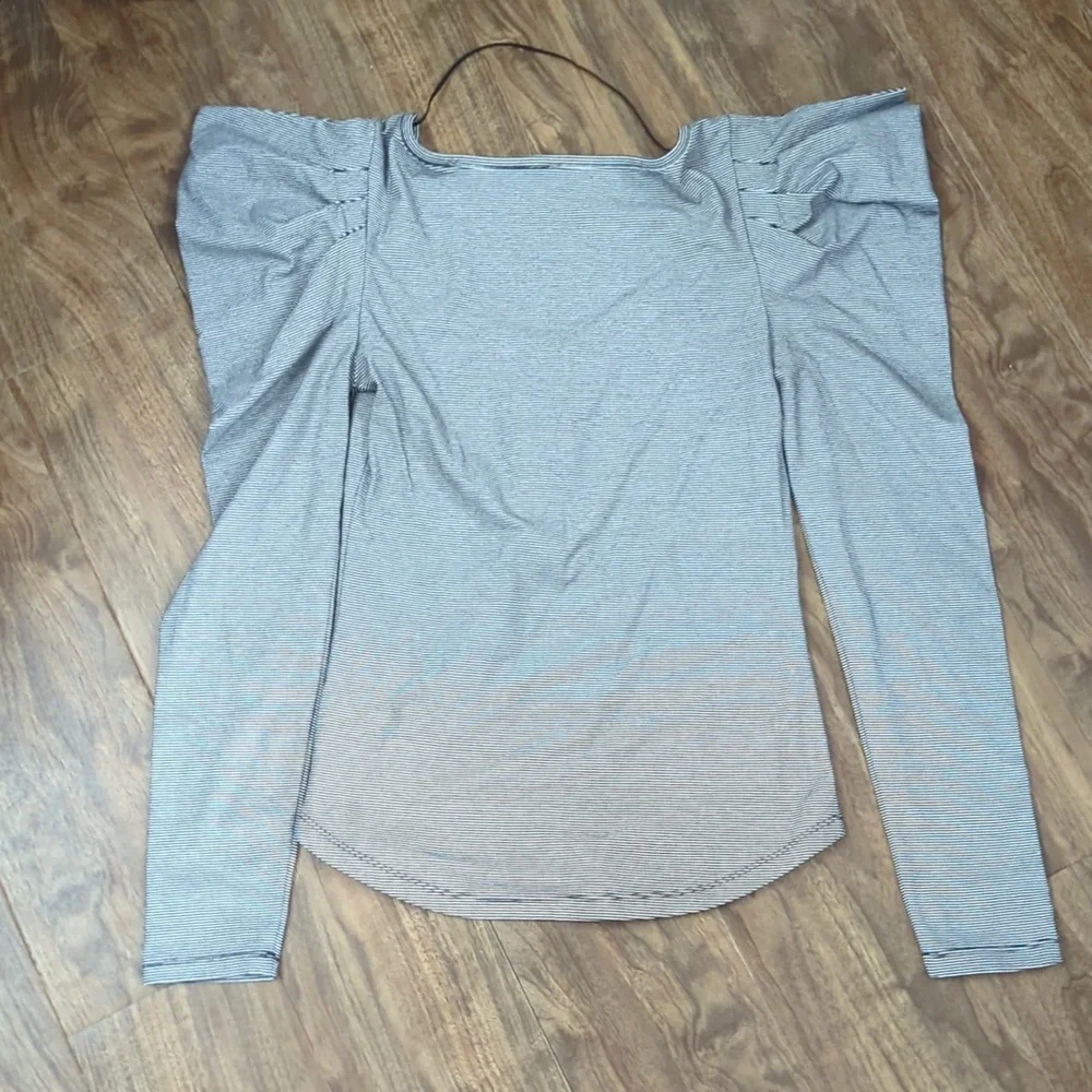 Free People Penelope Puff Sleeve Top - Picture 3 of 9